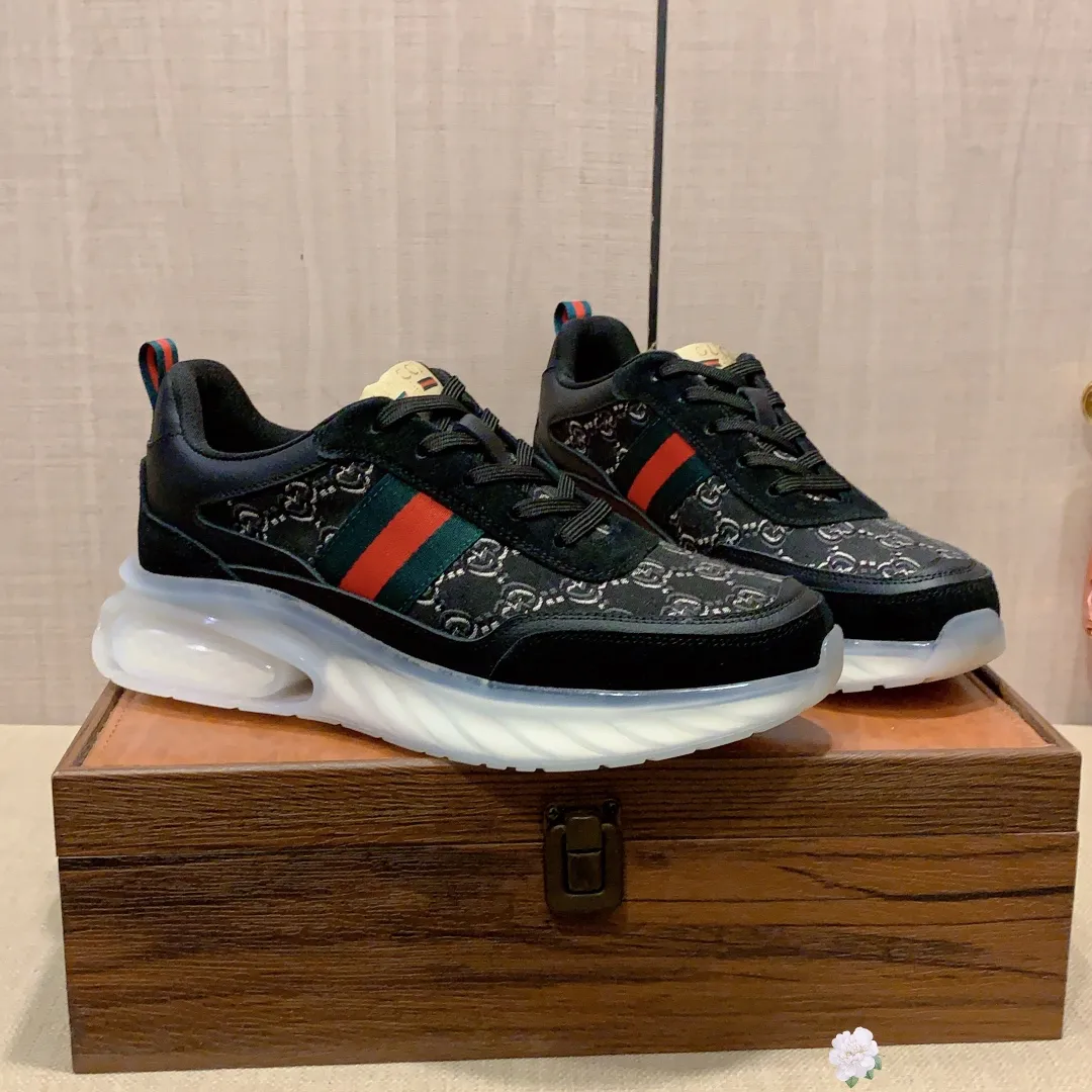 Men's men's shoes💰460💰💰🎩🎩[Lightning][Lightning] "Gucci*" The latest • popular casual shoes, top brand [seduce] luxury ~ purchasing agency, top ~ quality. [Strong] The upper is made of imported breathable cowhide with material ➕ breathable sheepskin feet (•) and fine workmanship. The original stylish and stylish soft rubber wear-resistant and non-slip outsole is light and comfortable on the feet. The real thing looks better when taken in real life. 013: code: 38-44, 4️⃣ colors